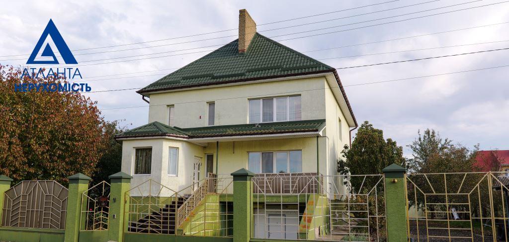 Будинок в с. Зміїнець (1)