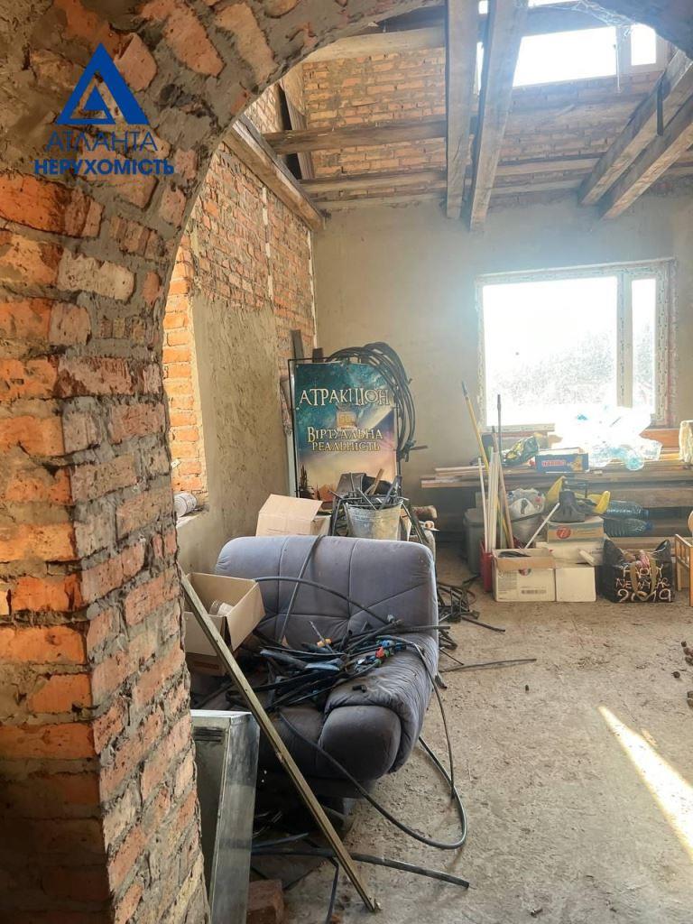 Будинокв с. Охотин (6)