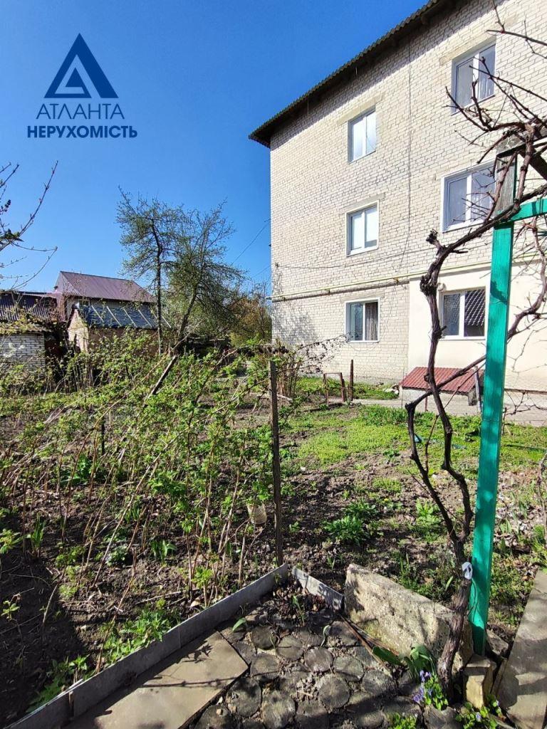 2- кімнатна на Каденюка (17)