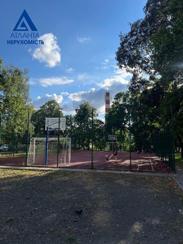 1 кім Свободи (20)